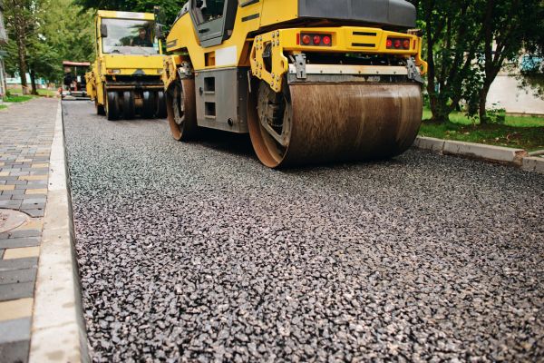 Cost of Gravel And Tar Paving in Houston
