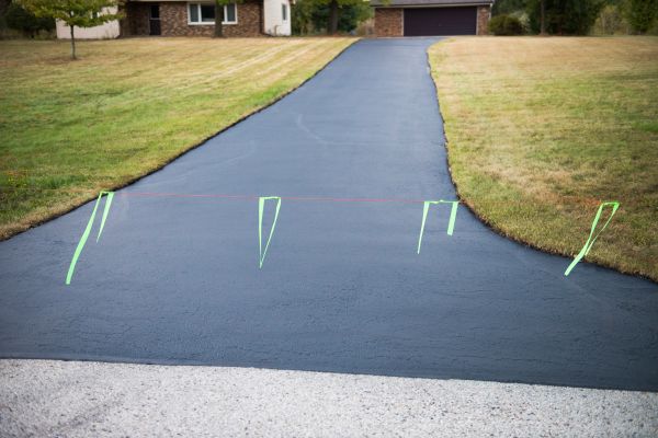 Cost of Residential Asphalt Service in Houston